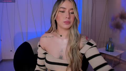 Maddi Collins online show from 05.08.26