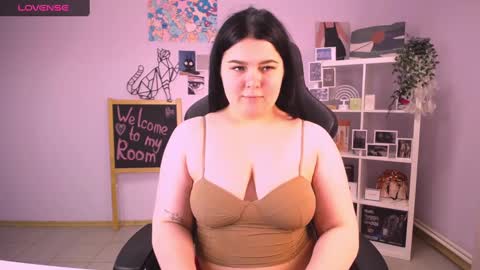 madisonmongomery online show from 12.04.24