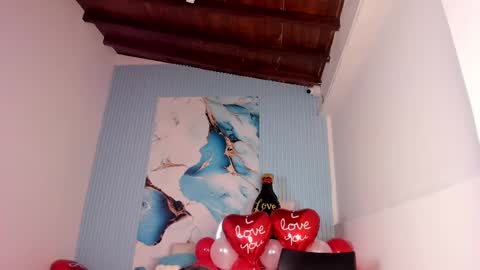 Snapshot of madokaa22 chatting on 02.12.25 Madoka online show from 02.12.25