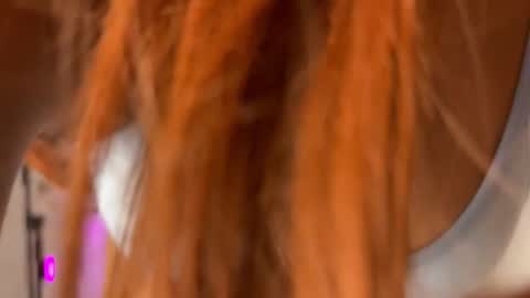 Snapshot of madsnextdoor chatting on 10.07.25 Maddie online show from 10.07.25