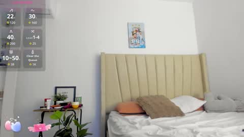 Snapshot of mady_edwards chatting on 02.13.26 Mady online show from 02.13.26