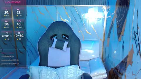 Snapshot of mady_muse chatting on 03.10.26 MADY online show from 03.10.26