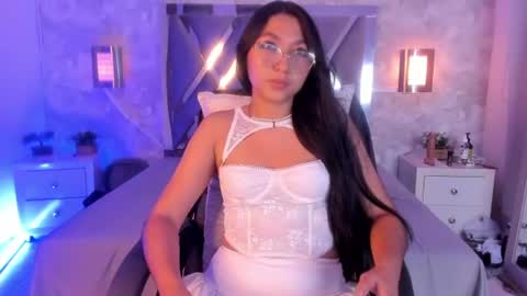 Mady Roa online show from 07.15.26
