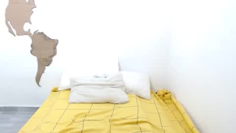 Snapshot of madysonandsteven chatting on 11.15.25 MadysonAndSteven online show from 11.15.25