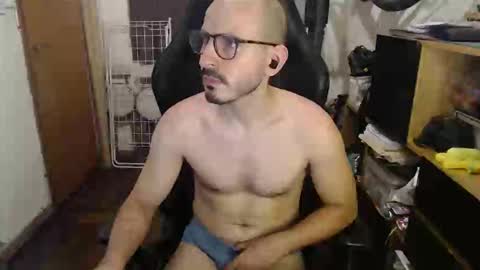 Snapshot of madziula chatting on 01.06.26 Peter online show from 01.06.26