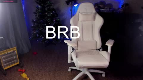 Maevee online show from 01.01.25