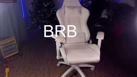 Maevee online show from 01.26.25