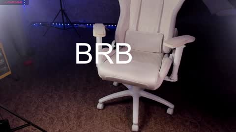 Maevee online show from 02.06.25