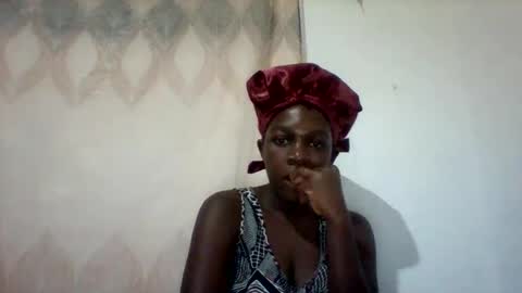 Snapshot of maevre_ chatting on 02.08.26 maevre_ online show from 02.08.26