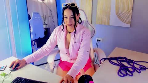 Maria Fernanda online show from 11.18.25