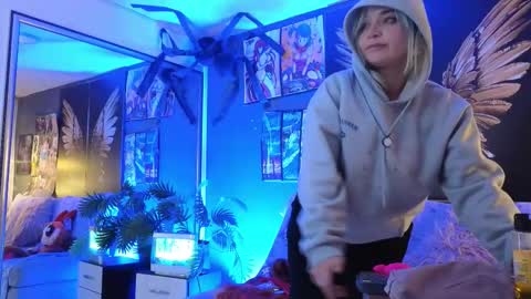 Snapshot of mafecosecret chatting on 11.19.25 mafecosecret online show from 11.19.25