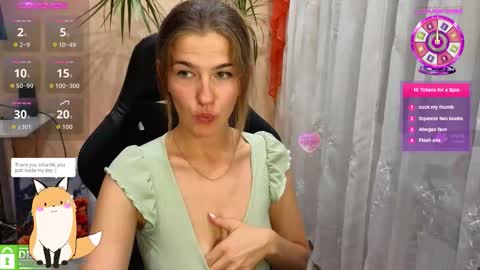 Snapshot of mag1c_eyes chatting on 09.24.25 mag1c_eyes online show from 09.24.25