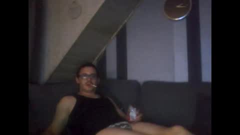 Snapshot of magfrauenfuesse chatting on 09.28.25 magfrauenfuesse online show from 09.28.25