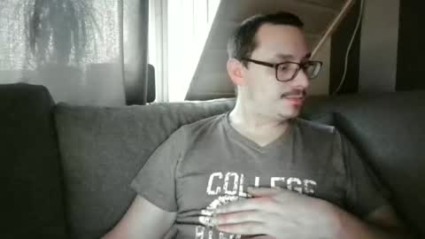 Snapshot of magfrauenfuesse chatting on 11.16.25 magfrauenfuesse online show from 11.16.25