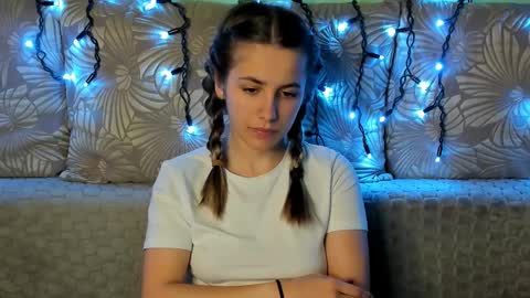 Maggie online show from 12.05.25