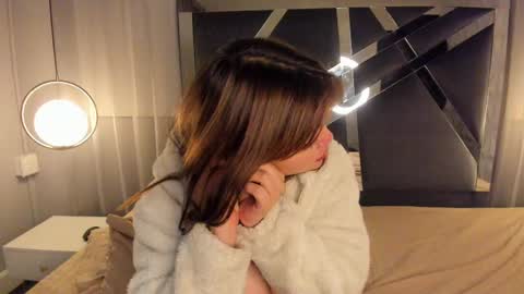 Snapshot of magic_aliice chatting on 03.05.25 magic_aliice online show from 03.05.25