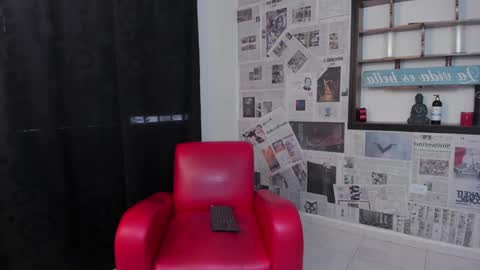 Snapshot of magic_boy01 chatting on 01.23.25 Damian Rivers online show from 01.23.25