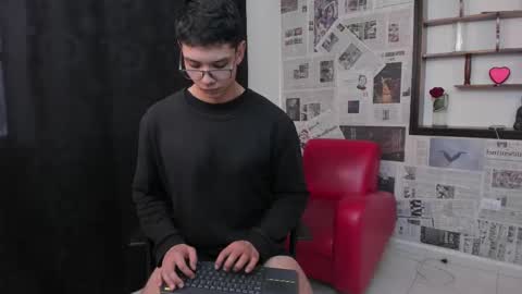 Snapshot of magic_boy01 chatting on 02.21.25 Damian Rivers online show from 02.21.25