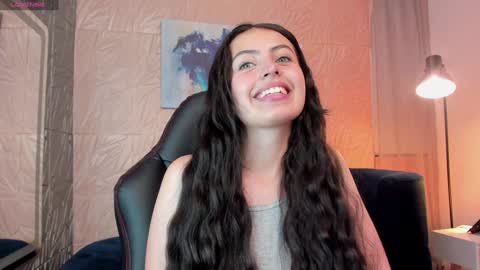 Snapshot of magic_fernanda chatting on 12.06.24 Fer online show from 12.06.24