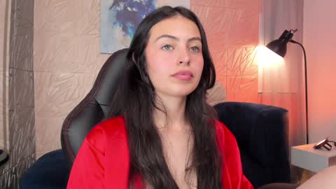 Snapshot of magic_fernanda chatting on 12.27.24 Fer online show from 12.27.24