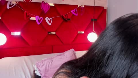 Snapshot of magic_fernanda chatting on 02.11.25 Fer online show from 02.11.25