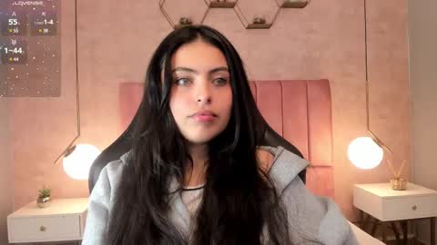 Snapshot of magic_fernanda chatting on 03.06.25 Fer online show from 03.06.25