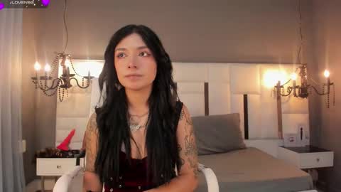 Snapshot of magic_isis_ chatting on 01.16.26 Magic isis online show from 01.16.26