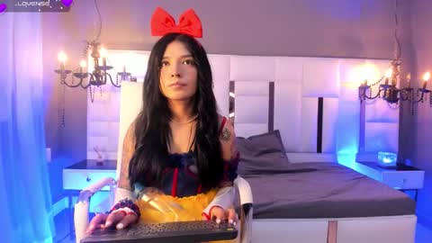 Snapshot of magic_isis_ chatting on 02.08.26 Magic isis online show from 02.08.26