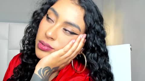 Snapshot of magic_marg chatting on 01.17.25 Marge online show from 01.17.25