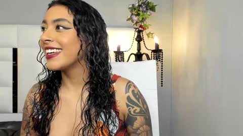 Snapshot of magic_marg chatting on 01.20.25 Marge online show from 01.20.25