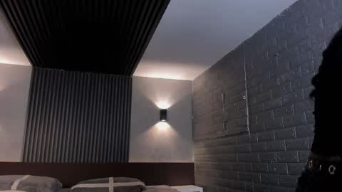 Snapshot of magic_marg chatting on 09.19.25 Marge online show from 09.19.25