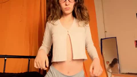 Mikky or Moon online show from 03.22.26