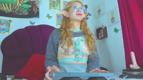 Snapshot of magical_orgasm chatting on 02.03.25 Lorelei online show from 02.03.25