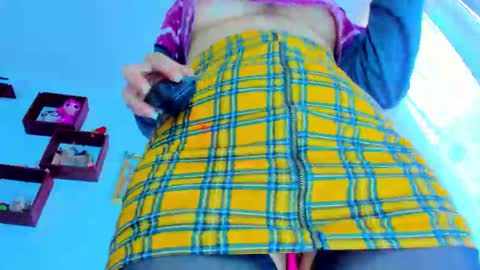 Snapshot of magical_orgasm chatting on 09.11.25 Lorelei online show from 09.11.25