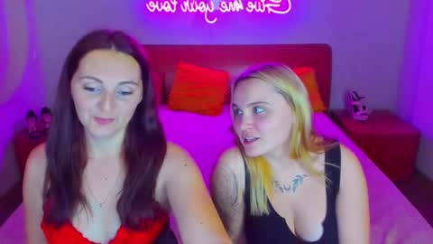 Snapshot of magiceyess chatting on 12.15.24 Lili and Bella online show from 12.15.24