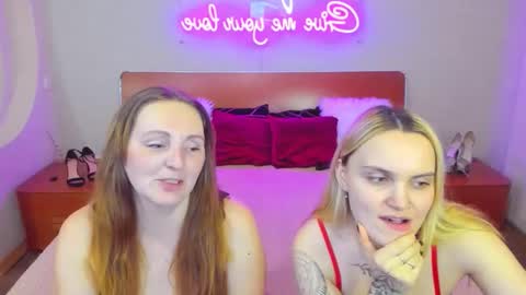 Lili and Bella online show from 03.05.26