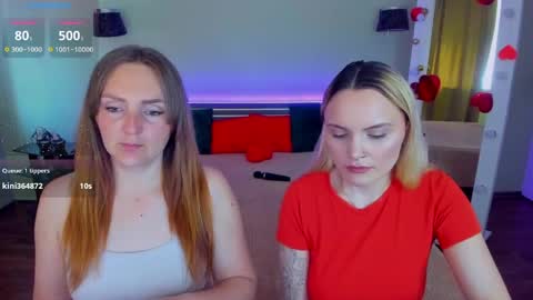 Lili and Bella online show from 05.10.26