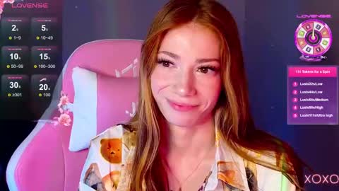 Snapshot of magicladyy chatting on 02.08.25 Angel online show from 02.08.25