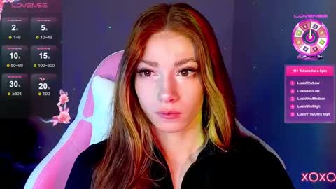 Snapshot of magicladyy chatting on 02.11.25 Angel online show from 02.11.25