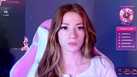 Snapshot of magicladyy chatting on 02.22.25 Angel online show from 02.22.25