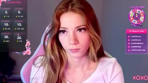 Snapshot of magicladyy chatting on 02.23.25 Angel online show from 02.23.25