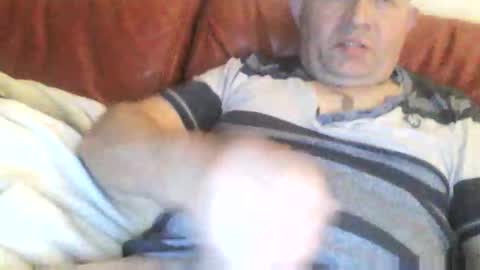 Snapshot of magicman250 chatting on 11.10.25 magicman250 online show from 11.10.25