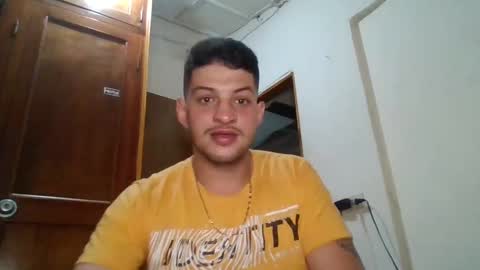 Snapshot of magico_9809 chatting on 01.29.25 BRAYAN online show from 01.29.25