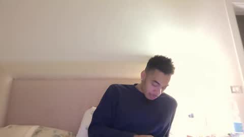 Snapshot of magicsempai chatting on 01.22.25 Magicsempai online show from 01.22.25