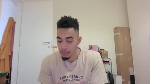 Snapshot of magicsempai chatting on 03.03.25 Magicsempai online show from 03.03.25