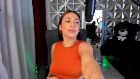 Snapshot of magicvenus111 chatting on 01.29.25 Venus online show from 01.29.25