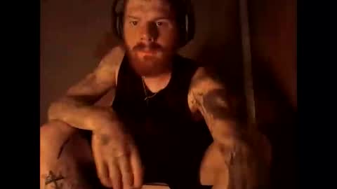 Snapshot of magnetic77slav chatting on 09.21.25 magnetic77slav online show from 09.21.25