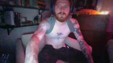 Snapshot of magnetic77slav chatting on 09.28.25 magnetic77slav online show from 09.28.25