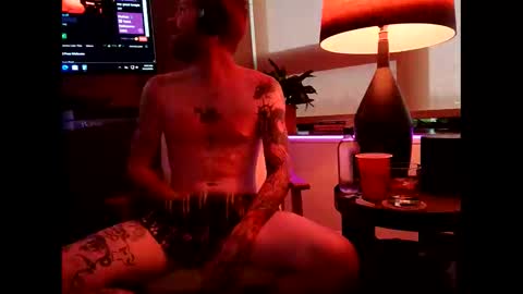 Snapshot of magnetic77slav chatting on 10.05.25 magnetic77slav online show from 10.05.25