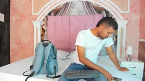 Magnus Alejo online show from 01.07.26